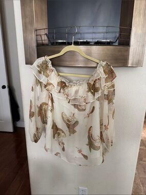 Vince Camuto Cream Paisley Ruffle Off-Shoulder Blouse